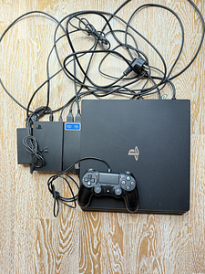 Sony Playstation 4 Pro 1TB Mängukonsool (1 foto / 2)