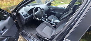 Ford Mondeo (7 фото из 13)