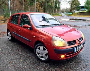 Renault Clio 16V Limited Edition (2 foto / 14)