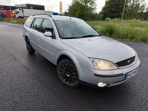 Ford Mondeo Ghia (4 foto / 13)