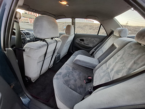 Mitsubishi Carisma GLS (10 foto / 14)