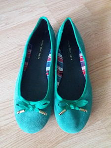 Uued Tommy Hilfiger 37 (1 foto / 2)
