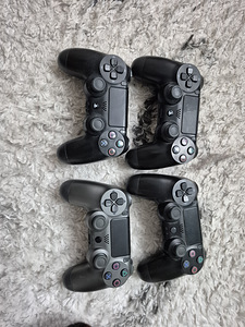 PlayStation 4 Pro 1TB (FW 9.00) + GoldHEN + 4 контроллера Br (3 фото из 4)