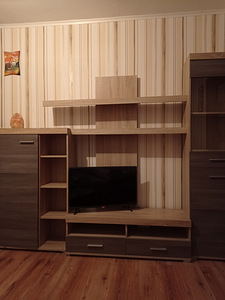 Kapp-sektsioon koos tv alusega (1 foto / 5)