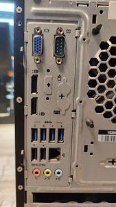 Lenovo ThinkStation P310 i7 6700 + 32GB RAM + SSD 256GB (6 foto / 6)