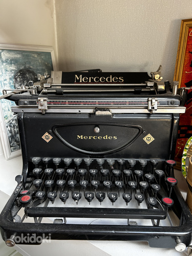 Пишущая печатная машинка Мерседес (фото #1)
