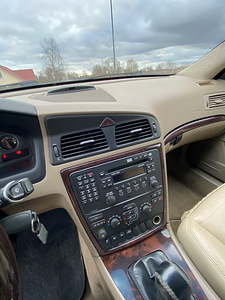 Volvo s60 (11 фото из 12)