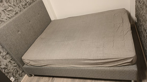 Voodi160x200 king-size (2 foto / 2)