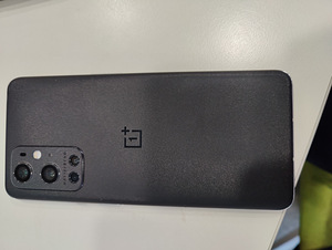 OnePlus 9 про 12/256 (2 фото из 3)
