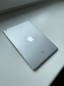 iPad Air 16GB (3 foto / 5)