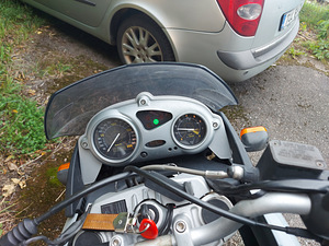 BMW f650 cs (3 foto / 5)