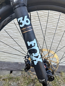 MTB Santa Crus HighTower LT C (7 foto / 10)
