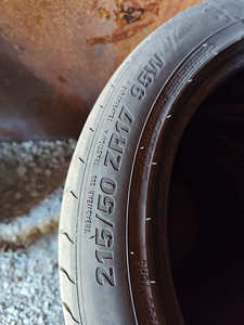 Kumho (1 фото из 4)