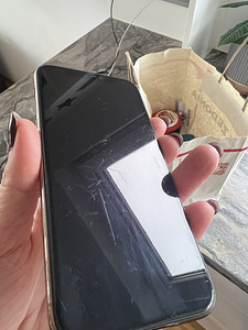 iPhone 11 Pro 64 gb (1 foto / 4)