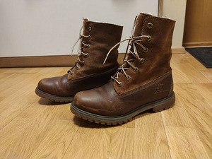 Timberland ботинки. Boots 8328R. TBL W AUTHENTICS. 39.5 (2 фото из 6)