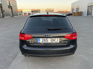Audi A4 2.0 TDI 105kW 2008 (6 foto / 15)