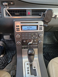 Volvo S80 2.4 120kW (9 foto / 14)