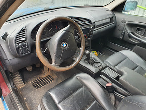BMW 316 ( 2.0 110kw ) manuaal (6 foto / 7)