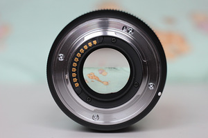 Объектив sigma 30mm f/1.4 DC DN (Micro 4/3) (2 фото из 3)