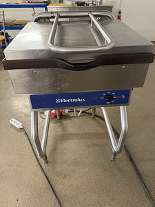 Professionaalne elektriline praepann Electrolux.