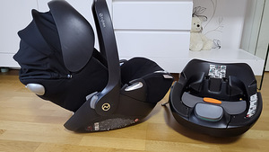 Cybex Cloud Q Platinum turvahäll + isofix alus (3 foto / 3)