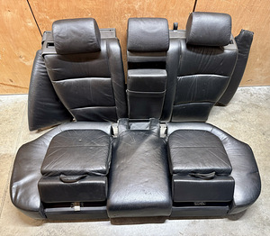 BMW E34 Touring Tagaiste Child seat (1 foto / 5)