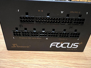 Seasonic Focus Gold 650w (3 foto / 5)