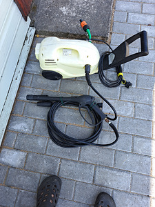 Survepesur (2 foto / 2)
