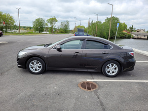 Mazda 6 2.0 114kW (2 foto / 8)