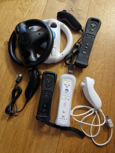 Nintendo Wii komplekt vabalt valitud mängudega (3 foto / 3)