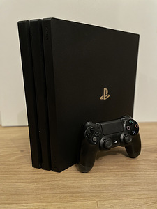 Playstation 4 Pro ja tarvikud (1 foto / 1)