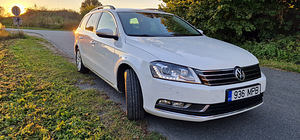Volkswagen Passat (1 foto / 14)