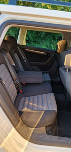 Volkswagen Passat (8 foto / 14)