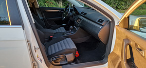 Volkswagen Passat (11 foto / 14)