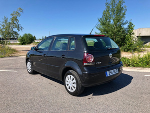 Vw Polo 1.2 Bensiin 2006 a. (5 foto / 9)