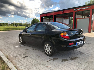 Chrysler Neon 2.0i 2004a 124000 läbisõit (4 foto / 11)