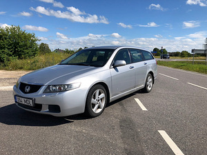 Honda Accord 2.0i 2003a (1 foto / 9)