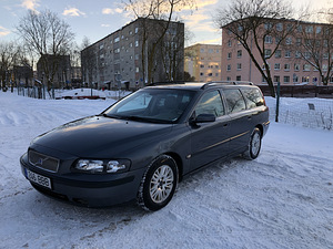 Volvo v70 2.4d 96kw (5 foto / 7)
