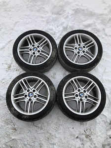 BMW 5x120 8jx17 et 47 (1 foto / 4)