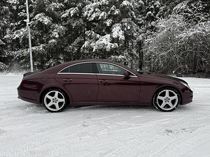 Mercedes-Benz CLS 320cdi AMG-Pakett (5 foto / 12)