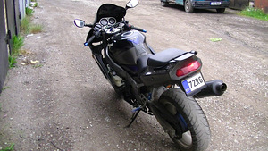 Kawasaki zx600f (3 foto / 5)