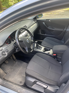 Vw passat 1.9 TDI 77kw (8 foto / 9)