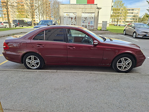 Mercedes-Benz E 270 2.7 R5 130kW (1 фото из 15)
