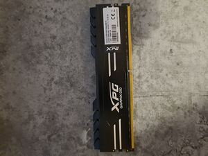 ADATA XPG GAMMIX DDR4 16GB DIMM 3200MHz (1 foto / 2)