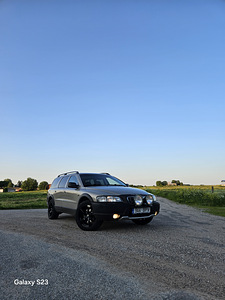 Volvo XC70 2.4 D5 (2 foto / 15)