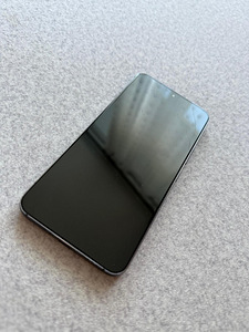 Samsung Galaxy S22 5G 128gb (2 foto / 8)