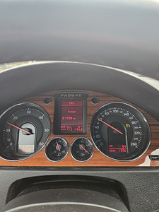 Vahetada Volkswagen Passat 2.0tdi REGTASU MAKSTUD (7 foto / 10)