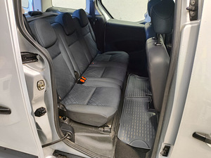 Peugeot Partner 1.6, 55kW, 2011 aasta (12 foto / 13)