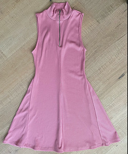 Розовое платье Zara (2 фото из 2)