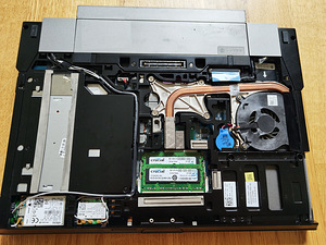 Dell Latitude E6400, T9300, Libreboot (2 foto / 4)